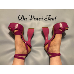 Da Vinci Feet